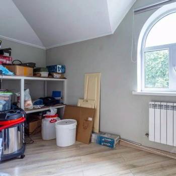Продается Многокомнатная квартира, 226,4 м²