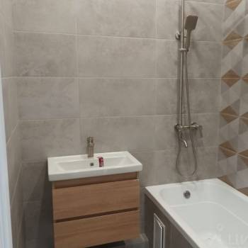 Продается 2-х комнатная квартира, 63,7 м²