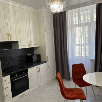 Сдается 1-комнатная квартира, 41,3 м²