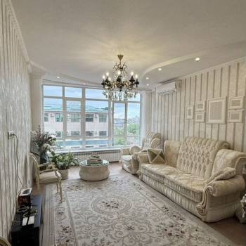 Сдается 2-х комнатная квартира, 85 м²