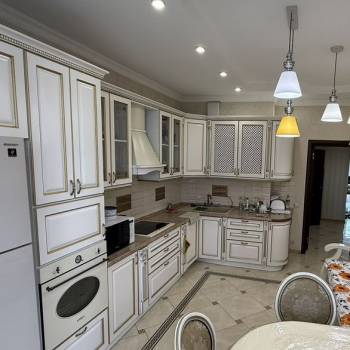 Сдается 2-х комнатная квартира, 85 м²