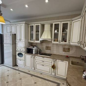 Сдается 2-х комнатная квартира, 85 м²