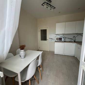 Сдается 1-комнатная квартира, 45 м²