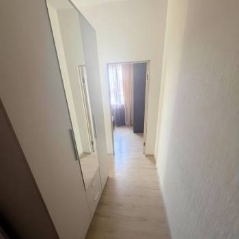 Продается 1-комнатная квартира, 36 м²