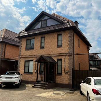 Сдается Дом, 183 м²