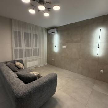 Сдается 2-х комнатная квартира, 70 м²