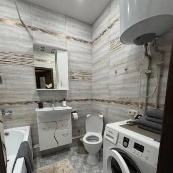 Продается 1-комнатная квартира, 32 м²