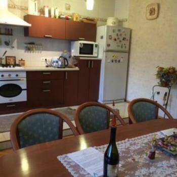 Сдается Дом, 200 м²