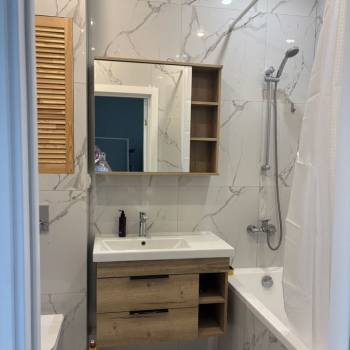 Сдается 1-комнатная квартира, 42 м²