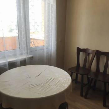 Сдается 1-комнатная квартира, 40 м²