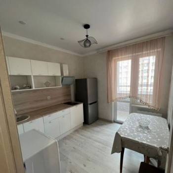 Продается 1-комнатная квартира, 34 м²