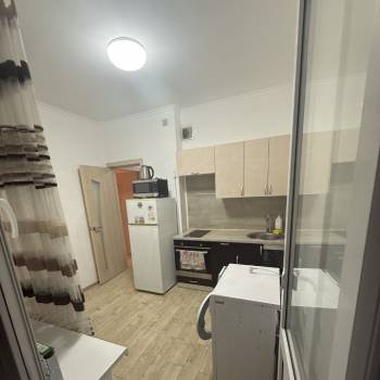 Сдается 1-комнатная квартира, 37 м²