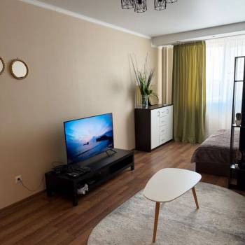 Сдается 1-комнатная квартира, 51 м²