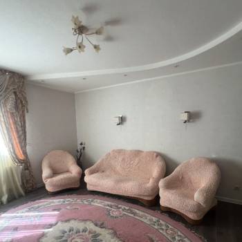 Сдается 2-х комнатная квартира, 72 м²