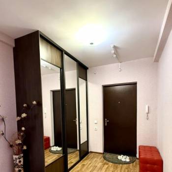 Сдается 2-х комнатная квартира, 65 м²