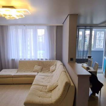 Сдается 2-х комнатная квартира, 65 м²