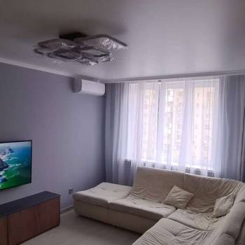 Сдается 2-х комнатная квартира, 65 м²