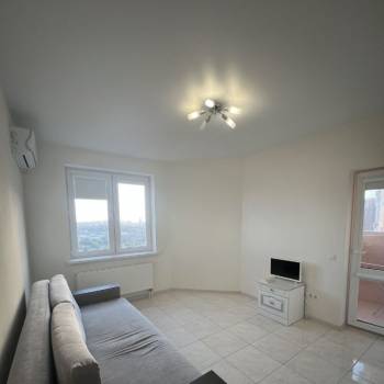 Продается 1-комнатная квартира, 33 м²