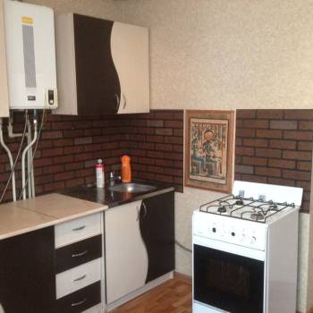Сдается 1-комнатная квартира, 39 м²
