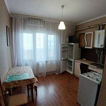 Сдается 1-комнатная квартира, 39 м²