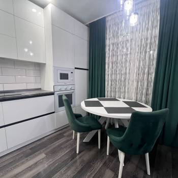 Сдается 2-х комнатная квартира, 56 м²