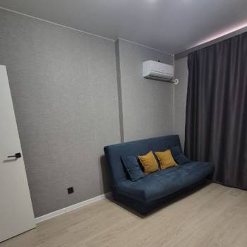 Сдается 1-комнатная квартира, 37 м²