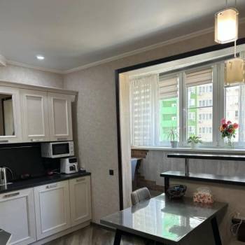 Продается 1-комнатная квартира, 45 м²