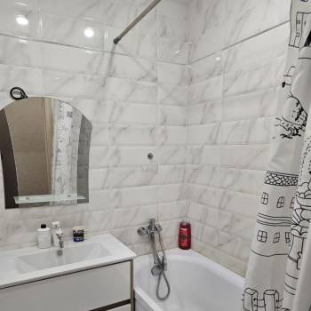 Сдается 2-х комнатная квартира, 63 м²