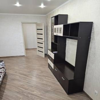 Сдается 2-х комнатная квартира, 63 м²