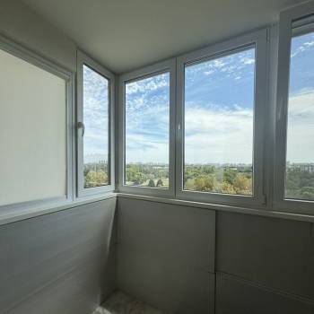 Продается 1-комнатная квартира, 47 м²