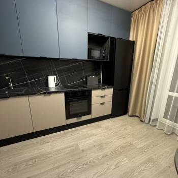 Сдается 1-комнатная квартира, 37 м²
