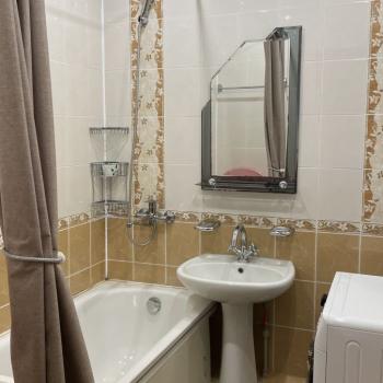 Сдается 1-комнатная квартира, 50 м²