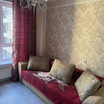 Сдается 1-комнатная квартира, 37 м²