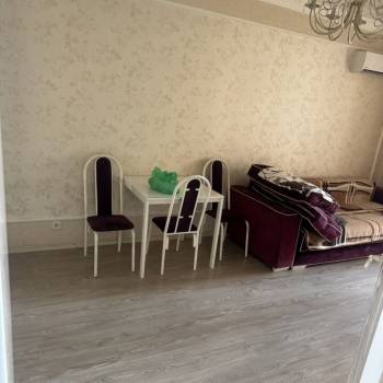 Сдается 1-комнатная квартира, 37 м²