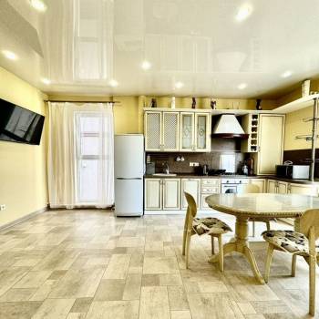 Продается 2-х комнатная квартира, 80 м²