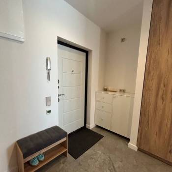 Сдается 2-х комнатная квартира, 58 м²