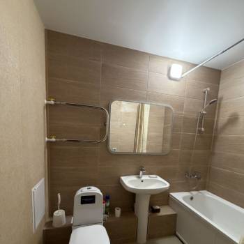 Сдается 1-комнатная квартира, 40 м²