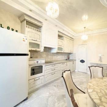 Сдается Многокомнатная квартира, 105 м²