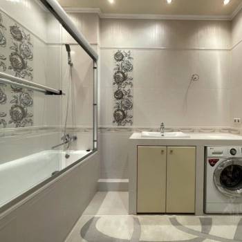 Сдается Многокомнатная квартира, 105 м²