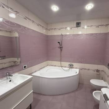 Продается 2-х комнатная квартира, 81,9 м²