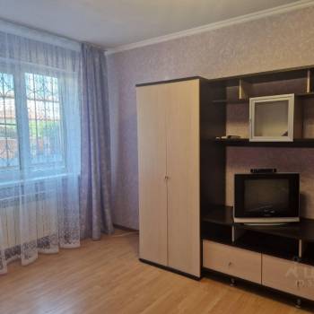 Сдается 1-комнатная квартира, 36 м²
