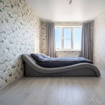 Продается 1-комнатная квартира, 42,5 м²
