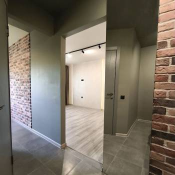 Продается 1-комнатная квартира, 29,9 м²
