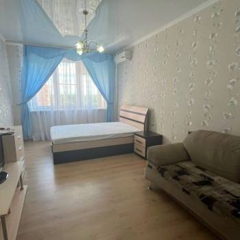Сдается 1-комнатная квартира, 47 м²