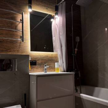 Сдается 2-х комнатная квартира, 82 м²