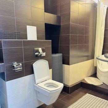 Сдается 2-х комнатная квартира, 72 м²