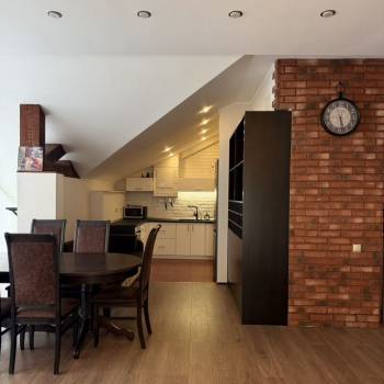 Сдается 2-х комнатная квартира, 72 м²