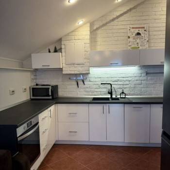 Сдается 2-х комнатная квартира, 72 м²