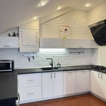 Сдается 2-х комнатная квартира, 72 м²