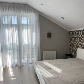 Сдается 2-х комнатная квартира, 72 м²